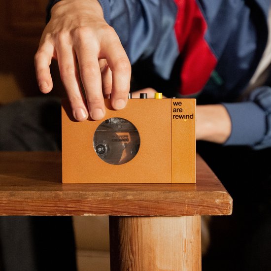 Walkman - SERGE | Oranje (Merchandise) - Velvet Music