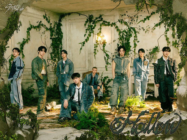 Stray Kids - Hollow (CD) - Velvet Music