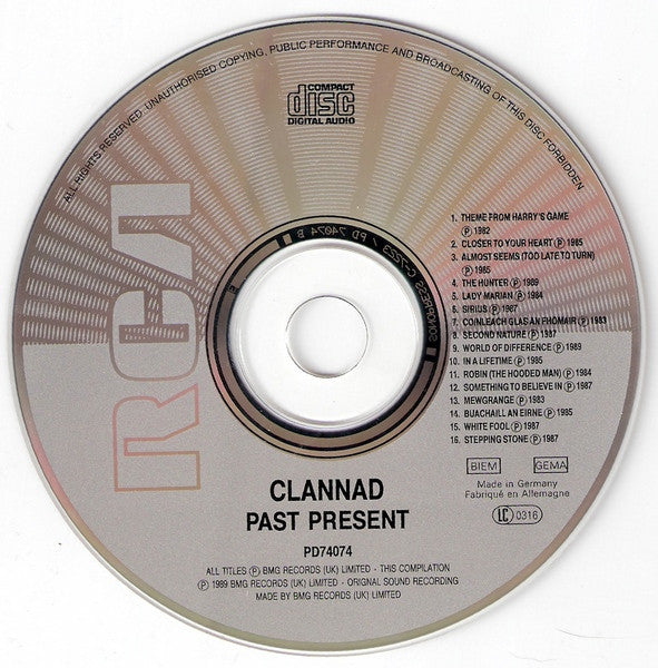 Clannad - Pastpresent (tweedehands CD) - Velvet Music
