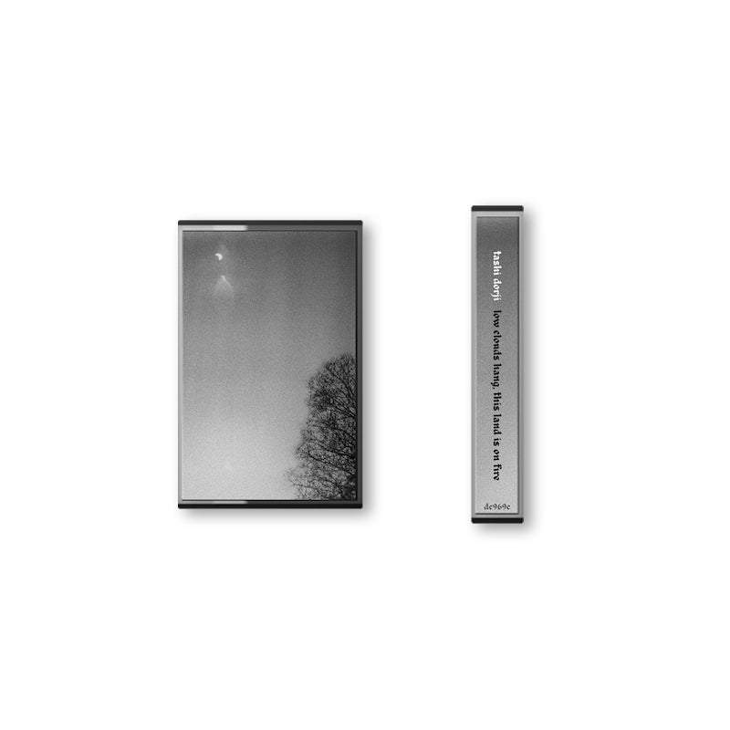 Tashi Dorji - Low clouds hang, this land is on fire (muziekcassette)