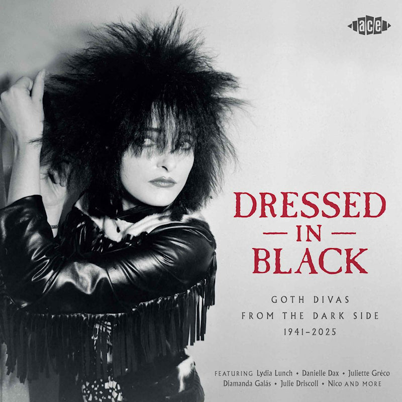 Various - Dressed in black - goth divas from the dark side 1 (CD)