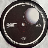 Model/Actriz - Dogsbody (LP) - Velvet Music