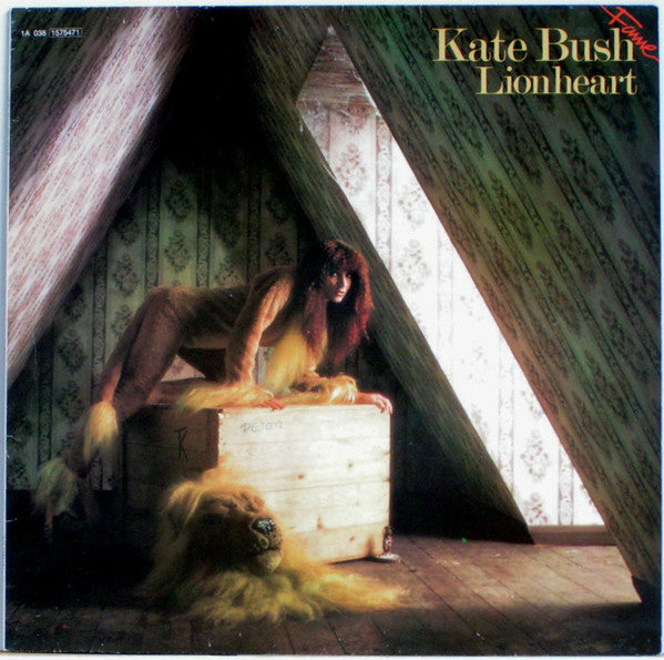 Kate Bush - Lionheart (tweedehands LP) - Velvet Music