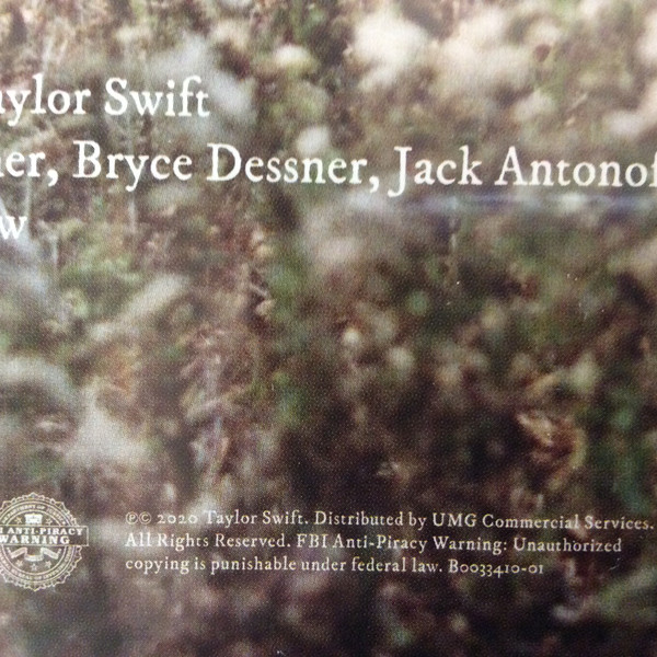 Taylor Swift-Evermore-LPNDgtMTIwOC5qcGVn.jpeg
